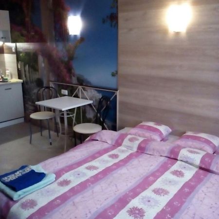Студия На Французском Бульваре 36 Charkov Exteriér fotografie